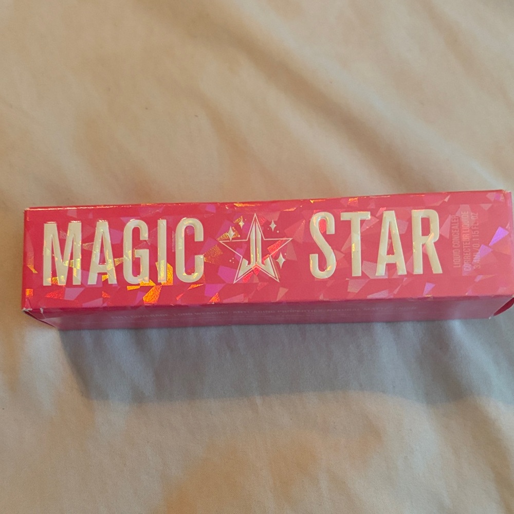 Jeffrey star‎ Magic Star concealer